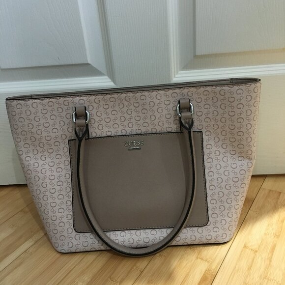 EUC GUESS Blush Pink Tote Bag - Picture 1 of 4